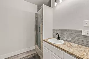 910 3rd St, Graham, TX 76450 - Photo 12