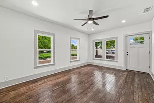 910 3rd St, Graham, TX 76450 - Photo 4