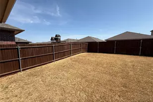 124 Greengate Dr, Boyd, TX 76023 - Photo 8