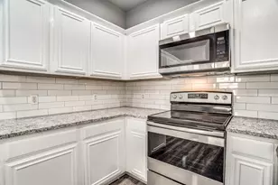 2364 Calendar Ct, Grand Prairie, TX 75050 - Photo 8