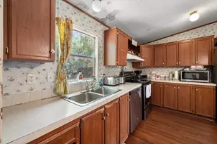 605 S E County Rd 3124C, Corsicana, TX 75109 - Photo 8