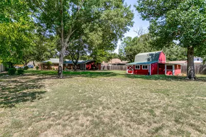 4708 Cummings Drive, North Richland Hills, TX 76180 - Photo 24