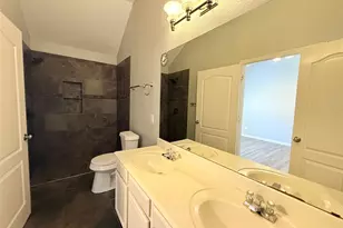 9120 Newport Ln, McKinney, TX 75071 - Photo 12
