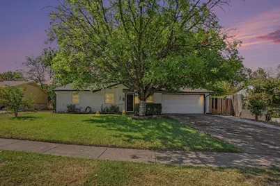 618 Thrush Avenue, Duncanville, TX 75116 - Photo 1