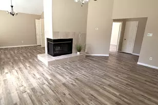 1621 Winter Park Ln, Lewisville, TX 75077 - Photo 4