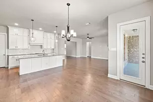4409 Dandelion Ln, Midlothian, TX 76065 - Photo 10