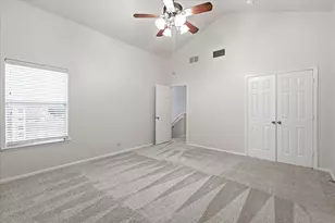 424 Legends Dr, Lewisville, TX 75057 - Photo 14