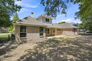 1207 Oak Crk Dr, Ennis, TX 75119 - Photo 36
