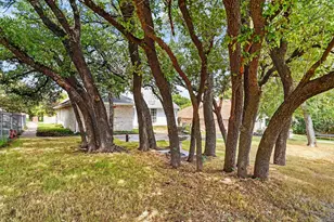 8730 Bellechase Rd, Granbury, TX 76049 - Photo 32