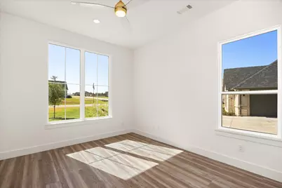 2119 Middlewood Circle, Granbury, TX 76049 - Photo 24