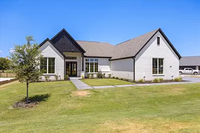2119 Middlewood Circle, Granbury, TX 76049 - Photo 36