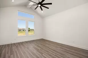 2119 Middlewood Cir, Granbury, TX 76049 - Photo 20