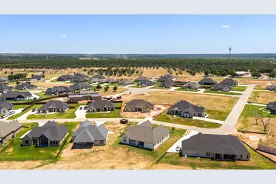 2119 Middlewood Circle, Granbury, TX 76049 - Photo 34