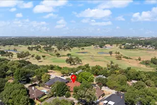 3637 Bluegrass Dr, Grand Prairie, TX 75052 - Photo 36