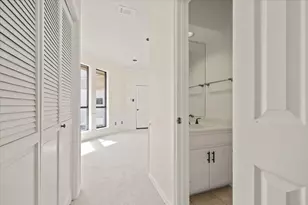 3637 Bluegrass Dr, Grand Prairie, TX 75052 - Photo 22