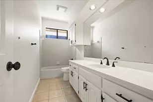 3637 Bluegrass Dr, Grand Prairie, TX 75052 - Photo 28