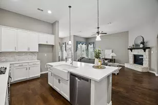 908 Mist Flower Dr, Little Elm, TX 75068 - Photo 14