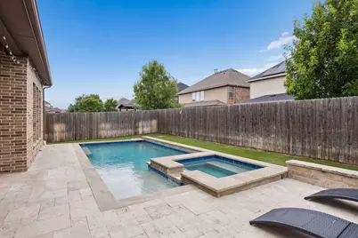908 Mist Flower Drive, Little Elm, TX 75068 - Photo 8