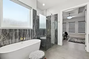 4704 Almeria Ct, Irving, TX 75062 - Photo 22