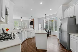 5360 Gatesworth Ln, Dallas, TX 75287 - Photo 16