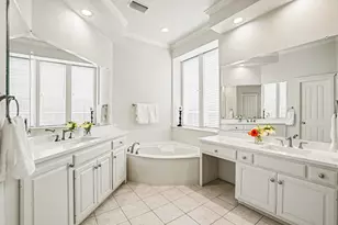 5360 Gatesworth Ln, Dallas, TX 75287 - Photo 22