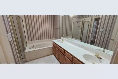 2205 Chapman Drive, Carrollton, TX 75010 - Photo 16