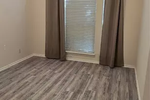 2205 Chapman Dr, Carrollton, TX 75010 - Photo 14