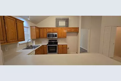 2205 Chapman Drive, Carrollton, TX 75010 - Photo 8