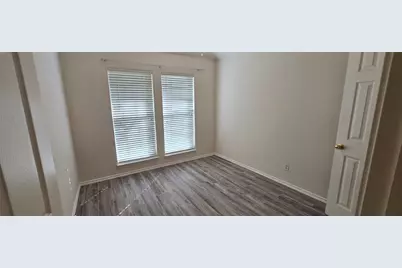2205 Chapman Drive, Carrollton, TX 75010 - Photo 12