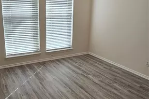 2205 Chapman Dr, Carrollton, TX 75010 - Photo 18