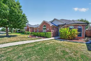 6908 Amethyst Ln, Plano, TX 75023 - Photo 2