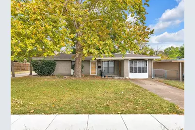 812 W Grubb Drive, Mesquite, TX 75149 - Photo 1