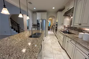 12873 Spring Hill Dr, Frisco, TX 75035 - Photo 6
