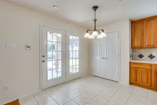 4205 Bayside Ct, Arlington, TX 76016 - Photo 10