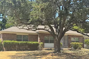 2108 Barron Ln, Fort Worth, TX 76112 - Photo 2