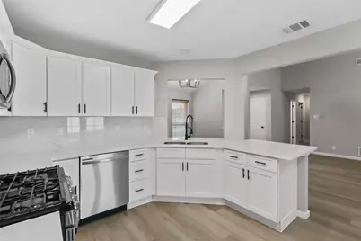 2103 Stein Way, Carrollton, TX 75007 - Photo 16