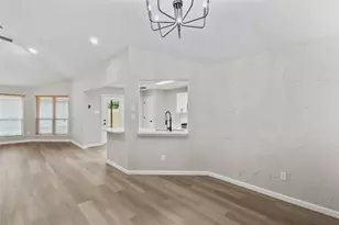 2103 Stein Way, Carrollton, TX 75007 - Photo 14