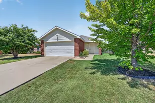 1509 Castle Ridge Rd, Fort Worth, TX 76140 - Photo 2