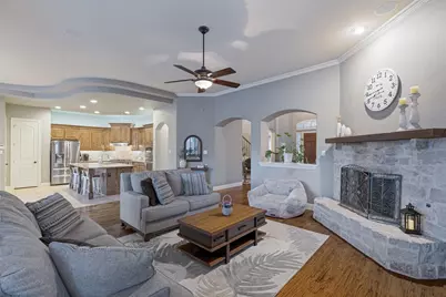 1047 Big Spring Drive, Allen, TX 75013 - Photo 6