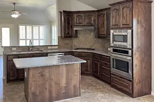 1113 Seguin Rd, Forney, TX 75126 - Photo 10