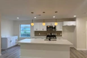 12911 Mitchwin Rd, Farmers Branch, TX 75234 - Photo 6