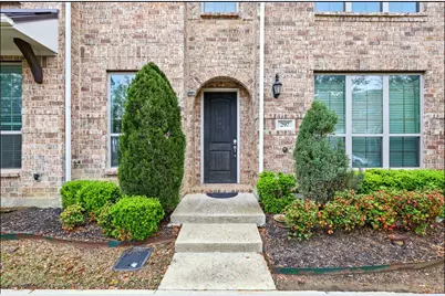 297 Scotia Street, Lewisville, TX 75056 - Photo 2