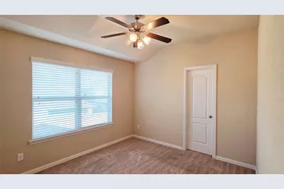 4364 Peregrine Way, Carrollton, TX 75010 - Photo 18