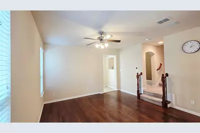 4364 Peregrine Way, Carrollton, TX 75010 - Photo 4