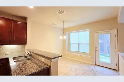 4364 Peregrine Way, Carrollton, TX 75010 - Photo 8