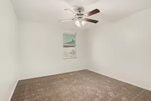 1404 Sunflower Ct, Burleson, TX 76028 - Photo 14