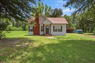 506 E Longview St, Arp, TX 75750 - Photo 2