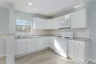 4739 Stokes St, Dallas, TX 75216 - Photo 4