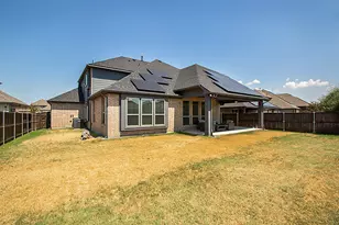 1420 Stoneleigh Pl, Aubrey, TX 76227 - Photo 2