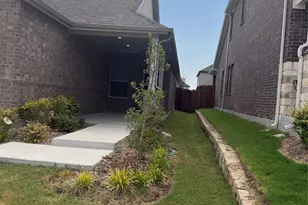 801 Leavenworth Dr, McKinney, TX 75071 - Photo 2